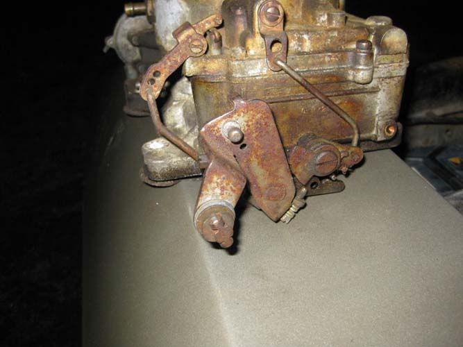 Edelbrock 600 ja Super turbine400 (switch pitch ja kickdown) Overdrive.fi